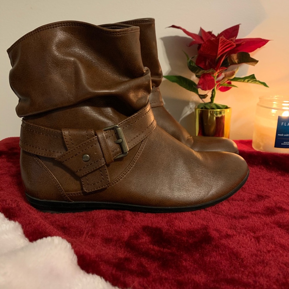 LOWER EAST SIDE BOOTIES! Brown scrunch booties!